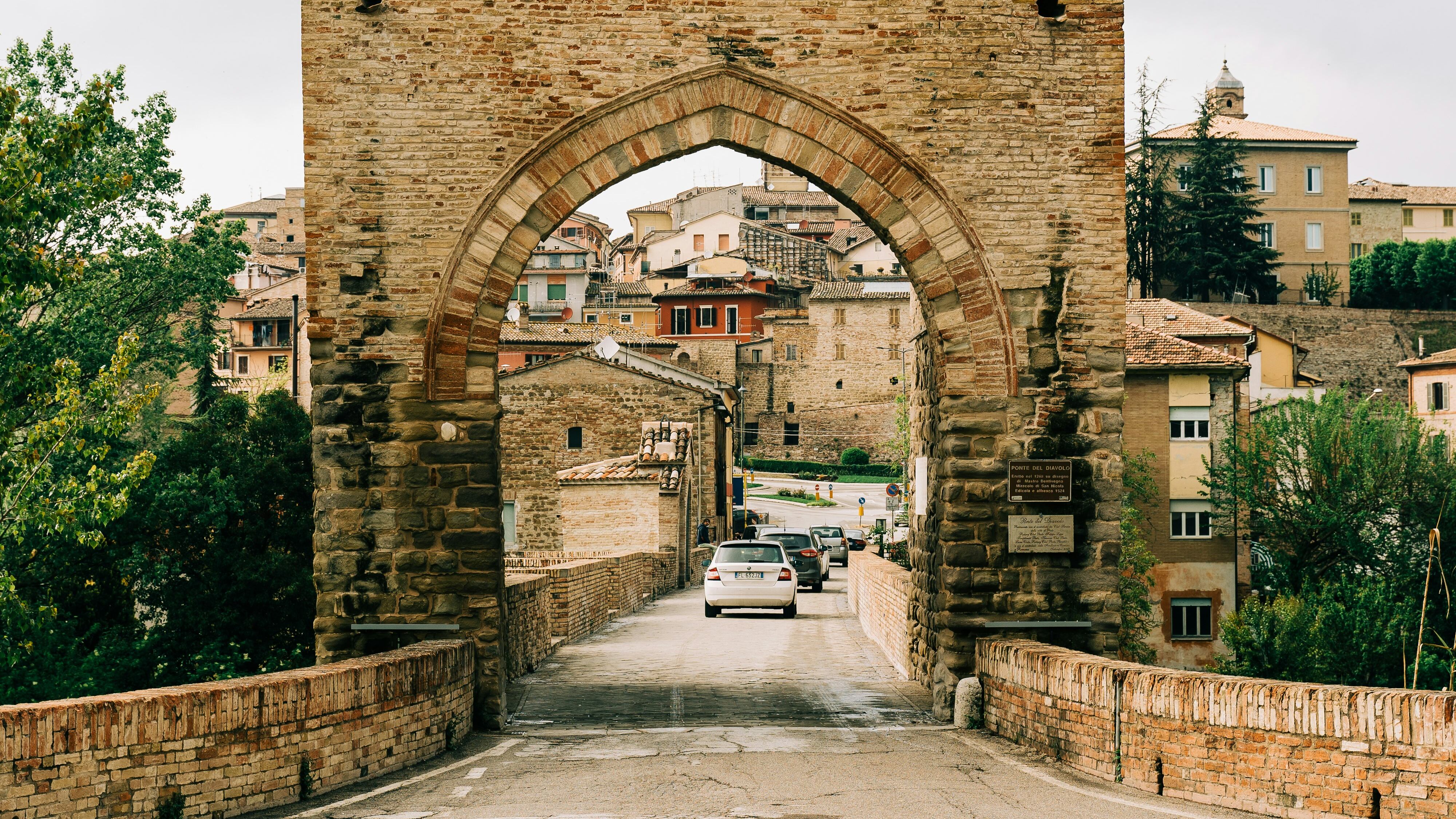 Tolentino, cittadina fra storia e design