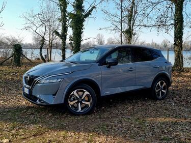 Nissan Qashqai e-Power, guarda le foto 11