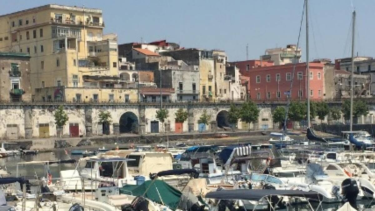 Camorra infiltrata, sciolto Comune di Torre Annunziata