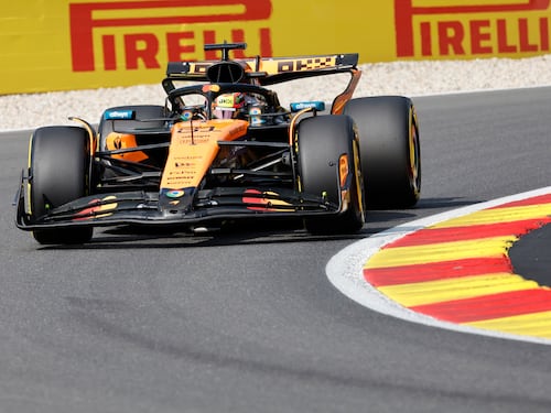 F1, Hamilton subito fuori nello shootout di Spa, Leclerc 4° dietro ad un super Piastri