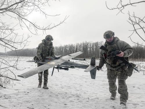 Lezione amara per la Nato: così i droni di Kiev smascherano le debolezze dell'Alleanza