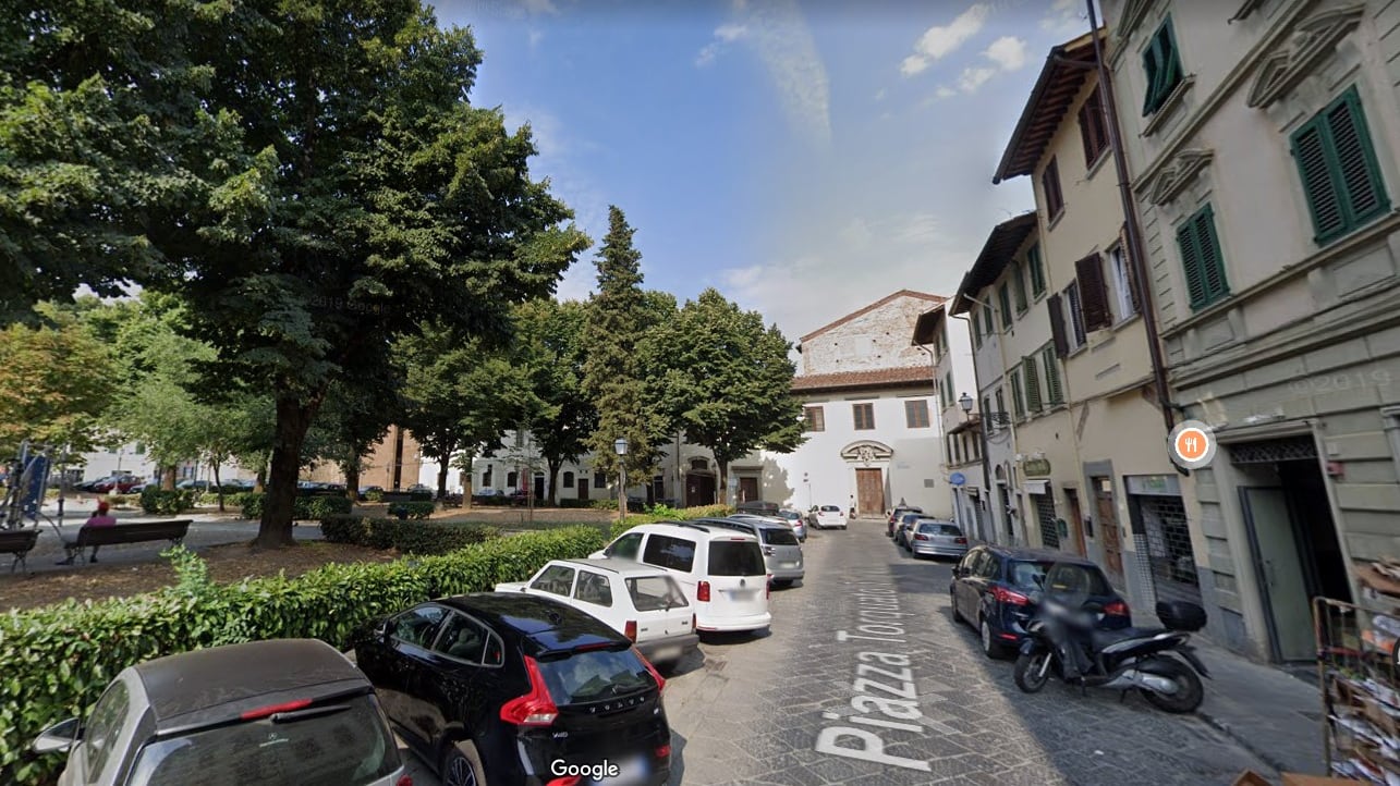 Firenze, difende anziano dalla violenza: tunisino lo massacra di botte