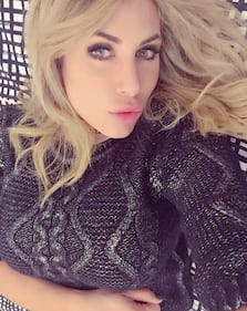 Paola Caruso hot in reggiseno su Instagram 28
