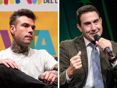 Il rapper Fedez e il generalissimo Vannacci, un mondo al contrario