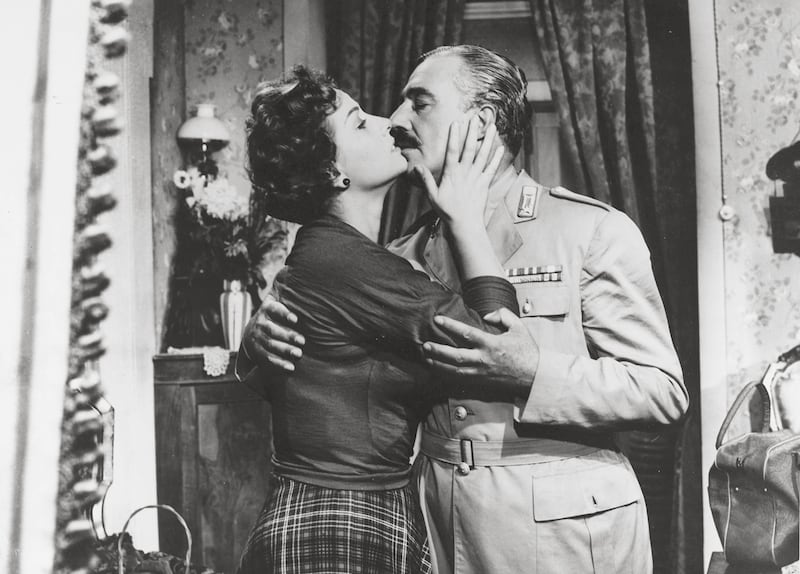 Gina Lollobrigida con Vittorio De Sica in Pane, amore e gelosia 1954