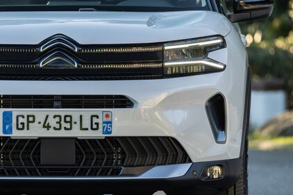 Citroen C5 Aircross Hybrid 136: guarda tutte le foto 17