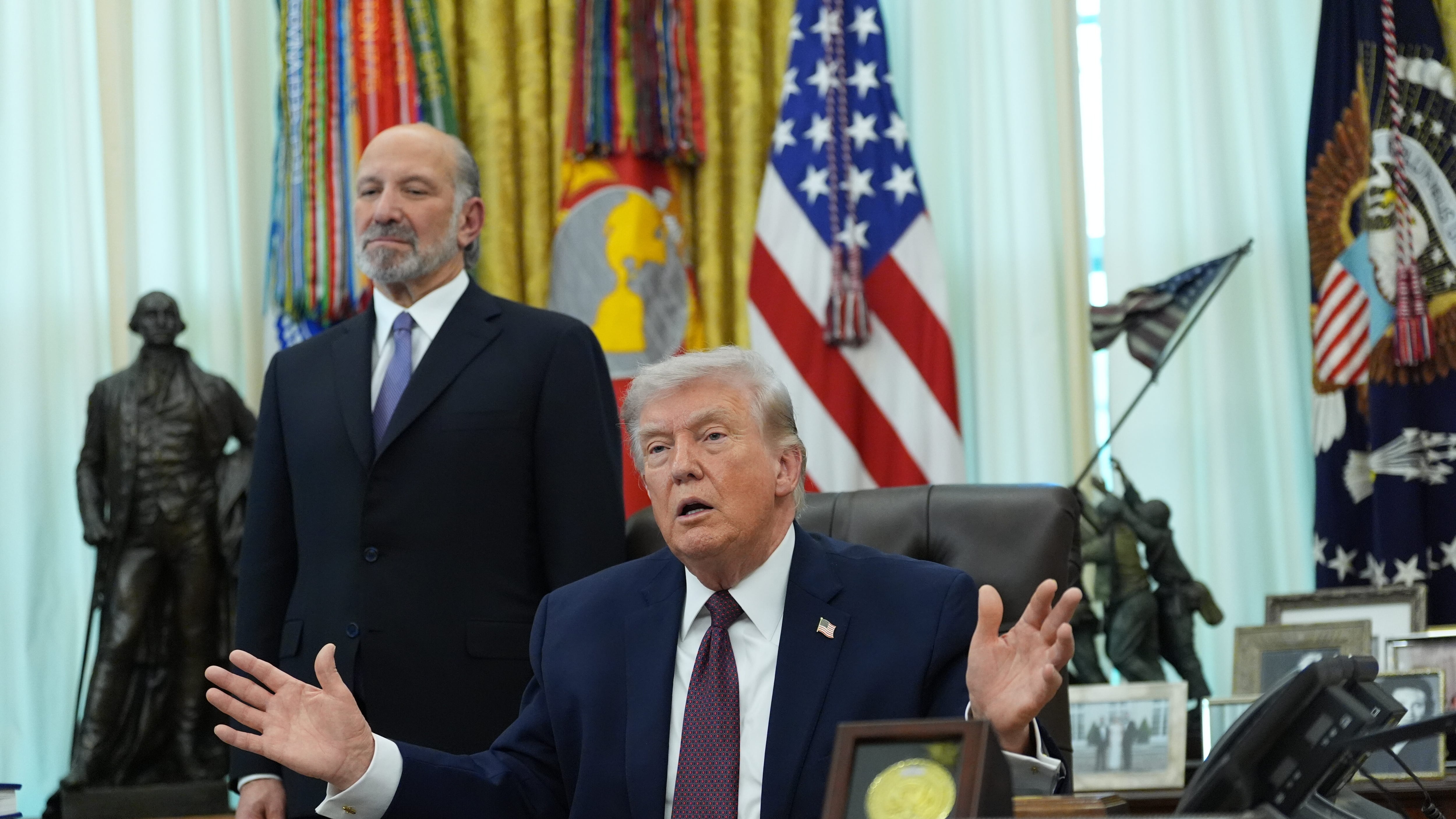 "Trump ricoverato in ospedale". Poi la smentita della Casa Bianca: "Ha lavorato senza sosta"