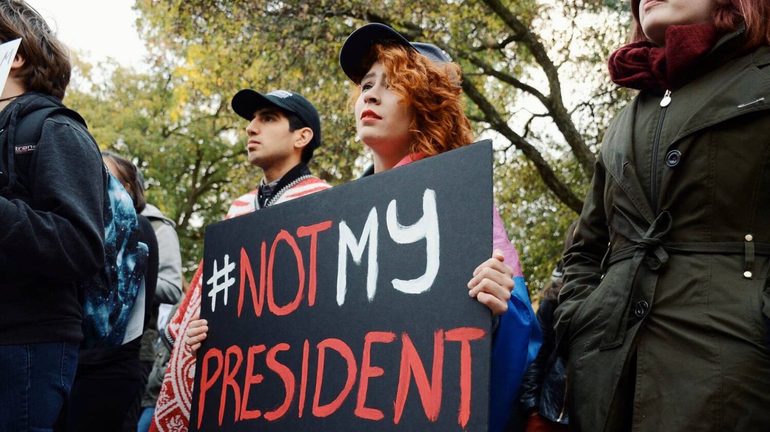 Protestano contro Trump ma non sono andati a votare