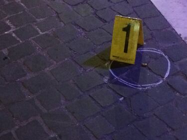Sparano e colpiscono un innocente: i carabinieri sulla scena del crimine 9