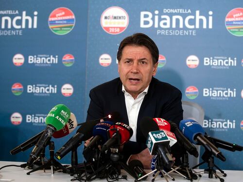 Scaricabarile sulla zona rossa. Conte: "Fontana non la chiese"