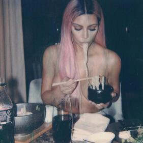 Kim Kardashian, le provocazioni hot 8