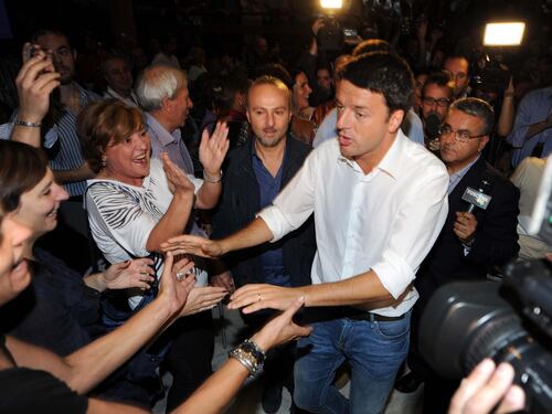 Un sondaggio spaventa Bersani: Renzi in testa