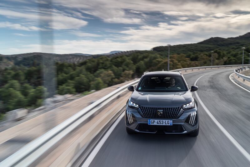 Nuova Peugeot 2008: guarda tutte le foto 10
