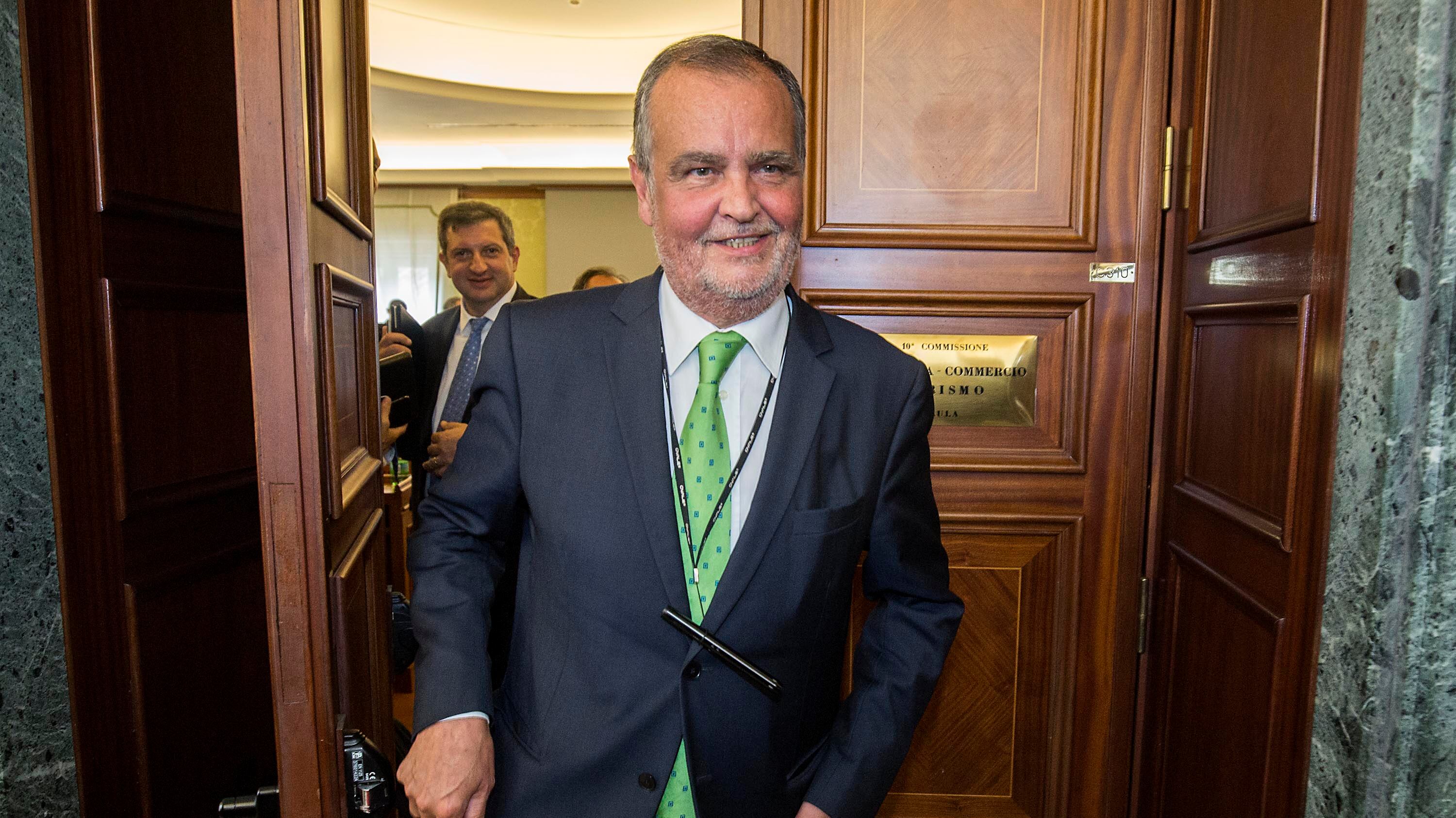 Berlusconi riabilitato, Lega e 5 Stelle: "Andiamo avanti con la trattativa"