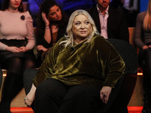 "Ha esaudito il suo desiderio". Il vergognoso fango del comico su Maria Giovanna Maglie