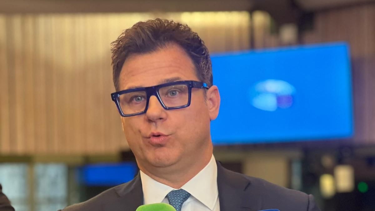 "Ambrogino a chi le filma". La proposta della Lega sulle borseggiatrici a Milano