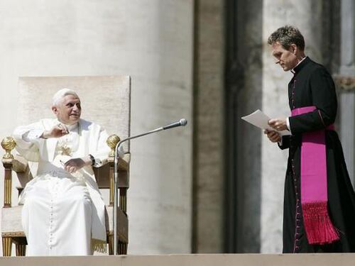 Padre Georg: "Benedetto è semicieco dal '94, il giorno dell’addio non pianse"