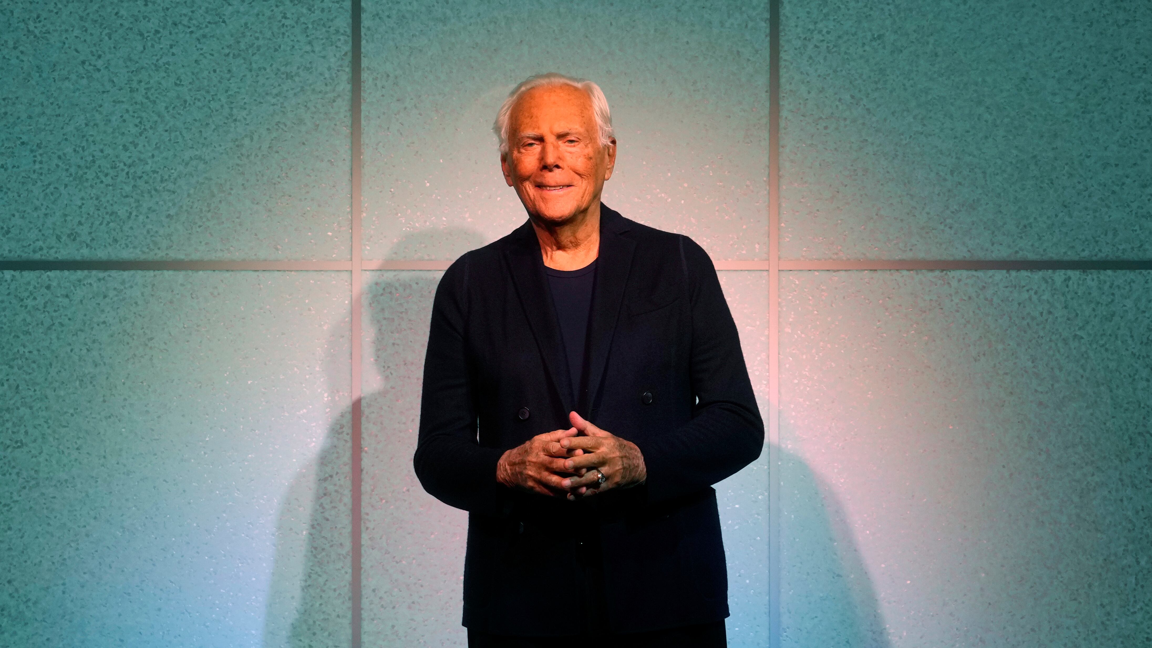 Armani e Dior. Storie uguali, finale diverso