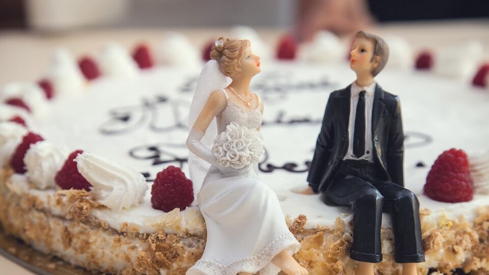 Sempre più matrimoni finiscono per colpa dei social network