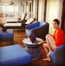 Bikini tropicale per Elisabetta Canalis 2