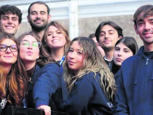 "Fenix", la generazione in lotta contro i tecnocrati