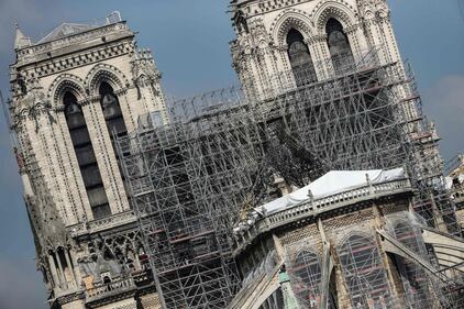 Dopo l'incendio alla Cattedrale di Notre-Dame cominciano i lavori di messa in sicurezza 7