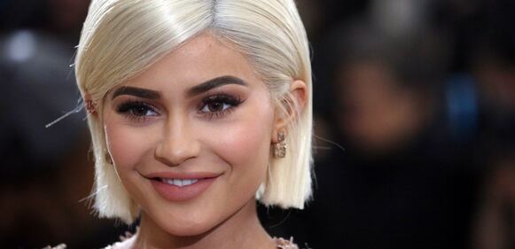 Kylie Jenner, seno in mostra su Instagram 33