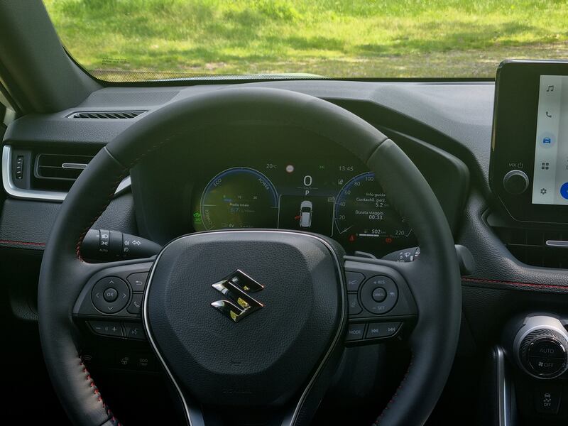 Nuova Suzuki Across, guarda le immagini 15