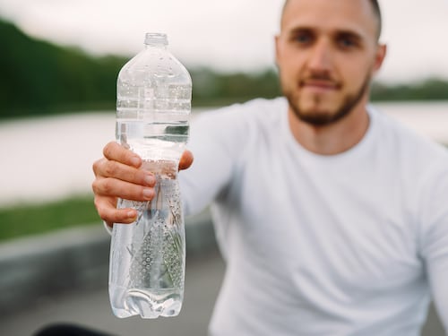 Acqua, viaggio nel bene più prezioso. Si parte con …le minerali