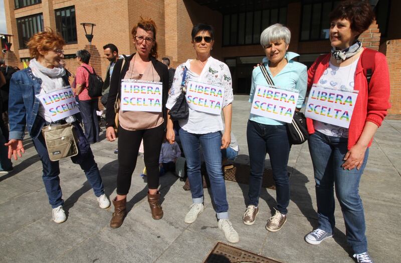 Vaccini, la manifestazione delle mamme no-vax 3