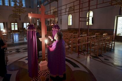 La Grecia in lockdown  si prepara alla Pasqua ortodossa 6