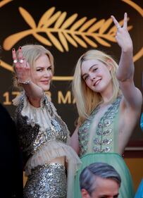 Nicole Kidman ed Elle Fanning sul red carpet di Cannes 4
