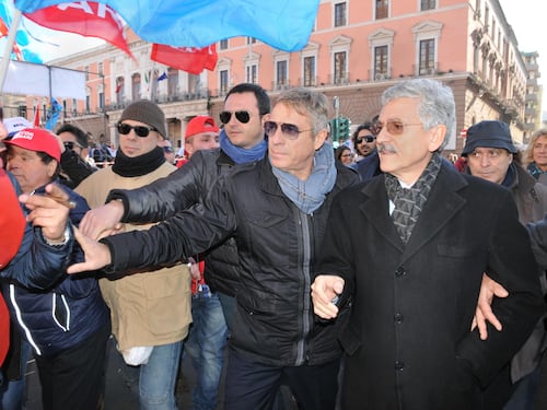 Pd, D’Alema all’attacco di Renzi "Partito gestito con arroganza"