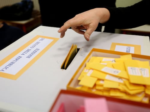 Comunali, voto di scambio in provincia di Napoli: 9 denunce