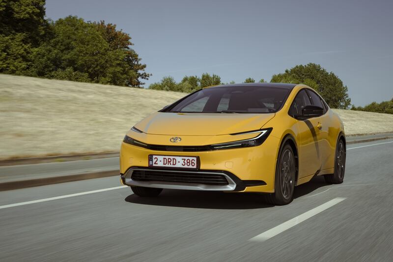 Toyota Prius Plug-In 2023: guarda tutte le foto 6