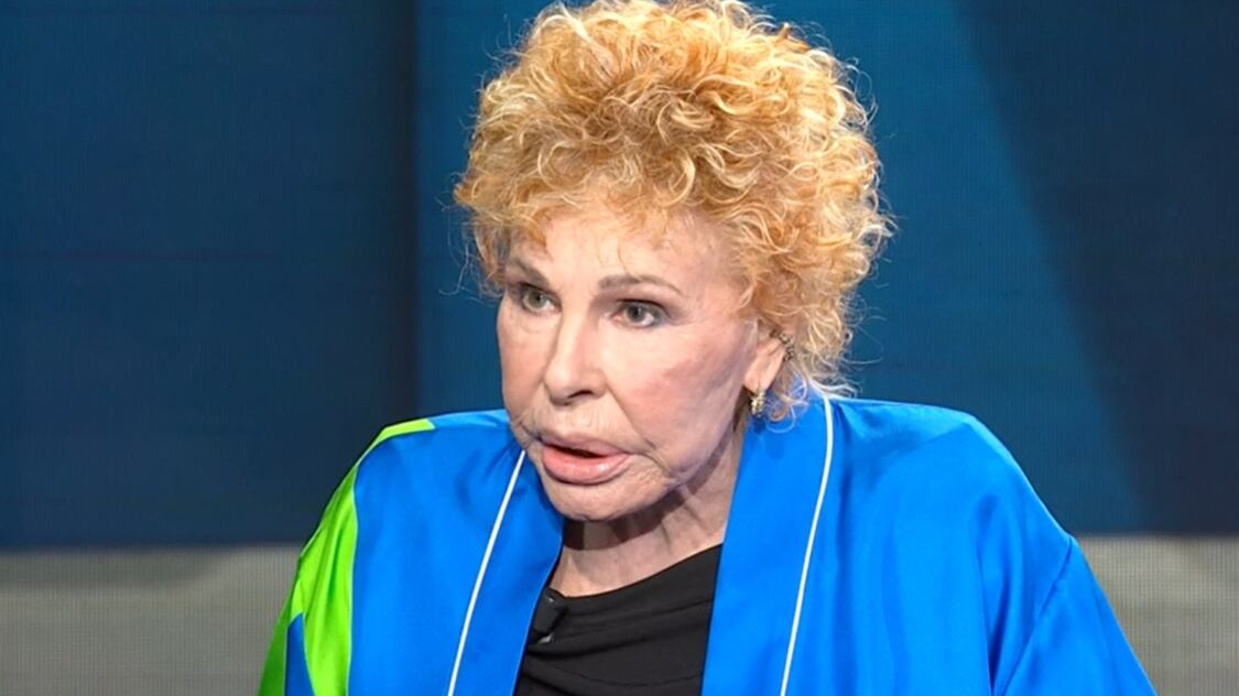 "Meglio la felicità vera che come iferragnis". Vanoni contro Fedez e Ferragni