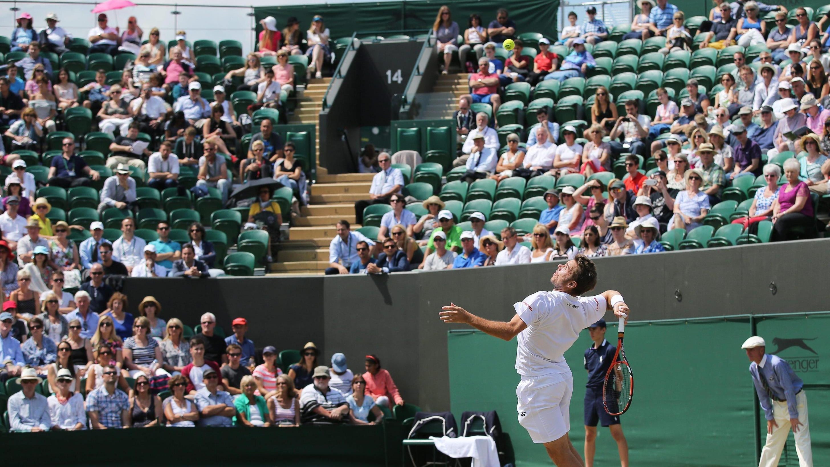 Wimbledon assaggia la crisi, Nadal ci cade dentro