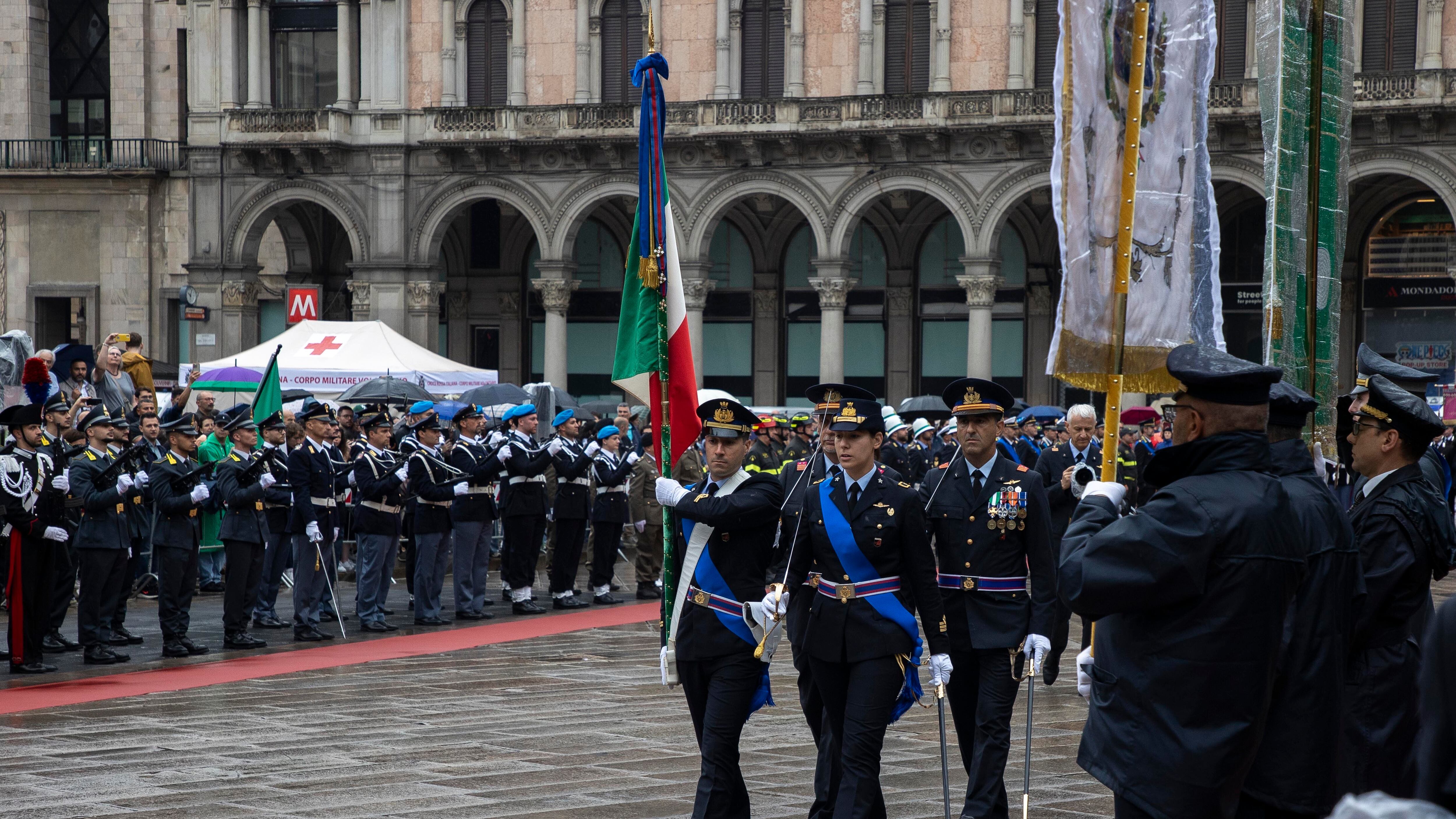Sala: "C'è chi non crede nella patria"