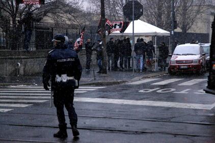 Scontri a Milano tra Forza Nuova e i centri sociali 13