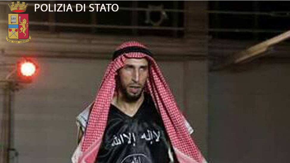 Il «pugile» in Italia da 16 anni che voleva combattere in Siria