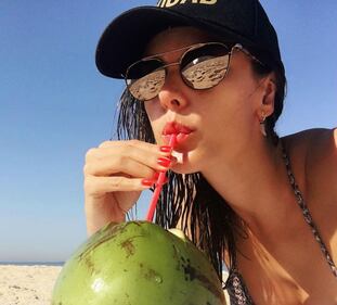 Alessandra Ambrosio nuda sui social 24