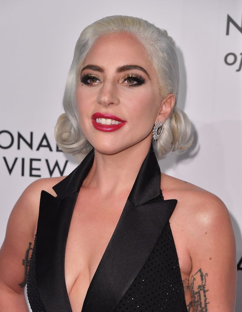 Lady Gaga sexy e chic sul red carpet: foto 9