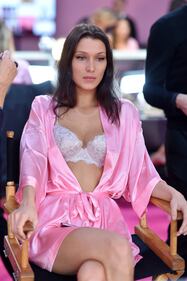 Gli angeli di Victoria's Secret pronti a sfilare a Parigi 1