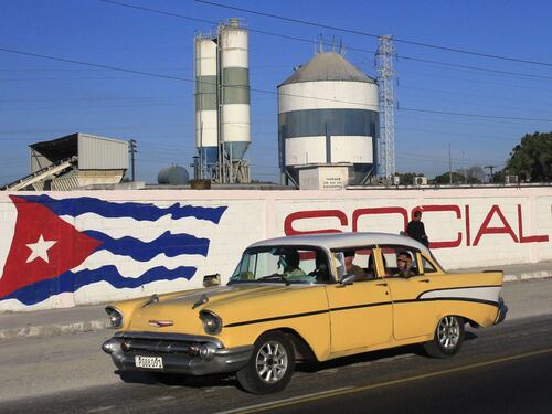 Obama dà il via libera all'apertura della prima fabbrica americana a Cuba