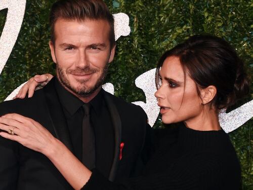 I Beckham vendono la villa di 1200 mq: "Non c'è spazio per le partite di calcio"