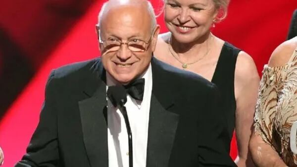 Addio a David Jacobs, creatore e sceneggiatore della serie cult Dallas