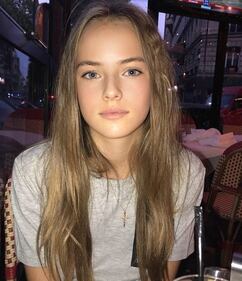 Kristina Pimenova, la baby modella più contesa dagli stilisti 7