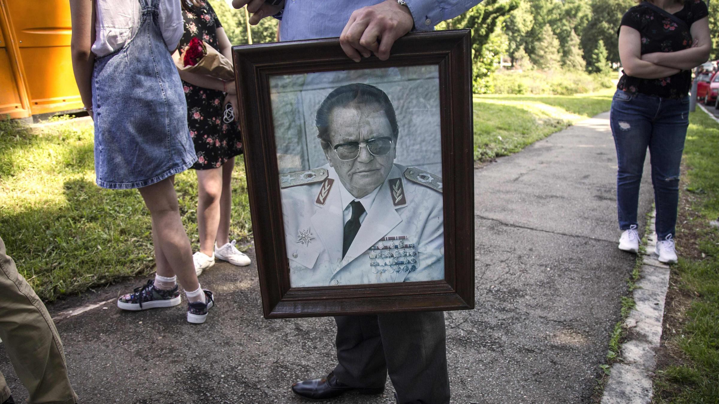 Serbi nostalgici: Tito oggi vincerebbe le elezioni