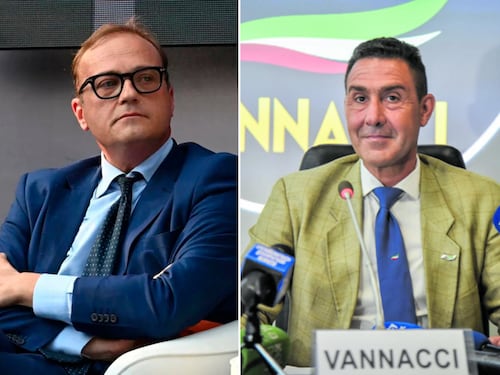 L’attacco omofobo di Vannacci a Cerno: “Ha gusti invertiti”. La replica del direttore del Giornale: “Insulti, nessun contenuto: ecco perché vota con la sinistra”