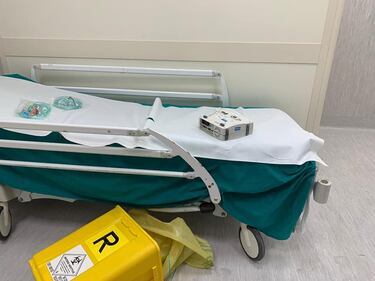 Pronto soccorso devastato dai parenti del 15enne ucciso a Napoli 16